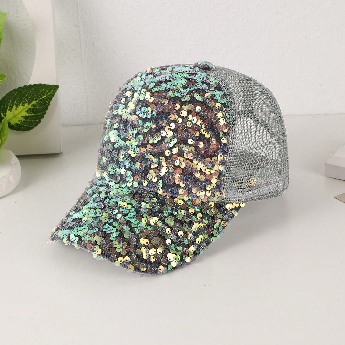 Colorful Sequin-embroidered Mesh Fabric Breathable Beanie With Sunshade Trendy Fashion Style Baseball Cap For Daily Outings, Parties, Outdoor Activities