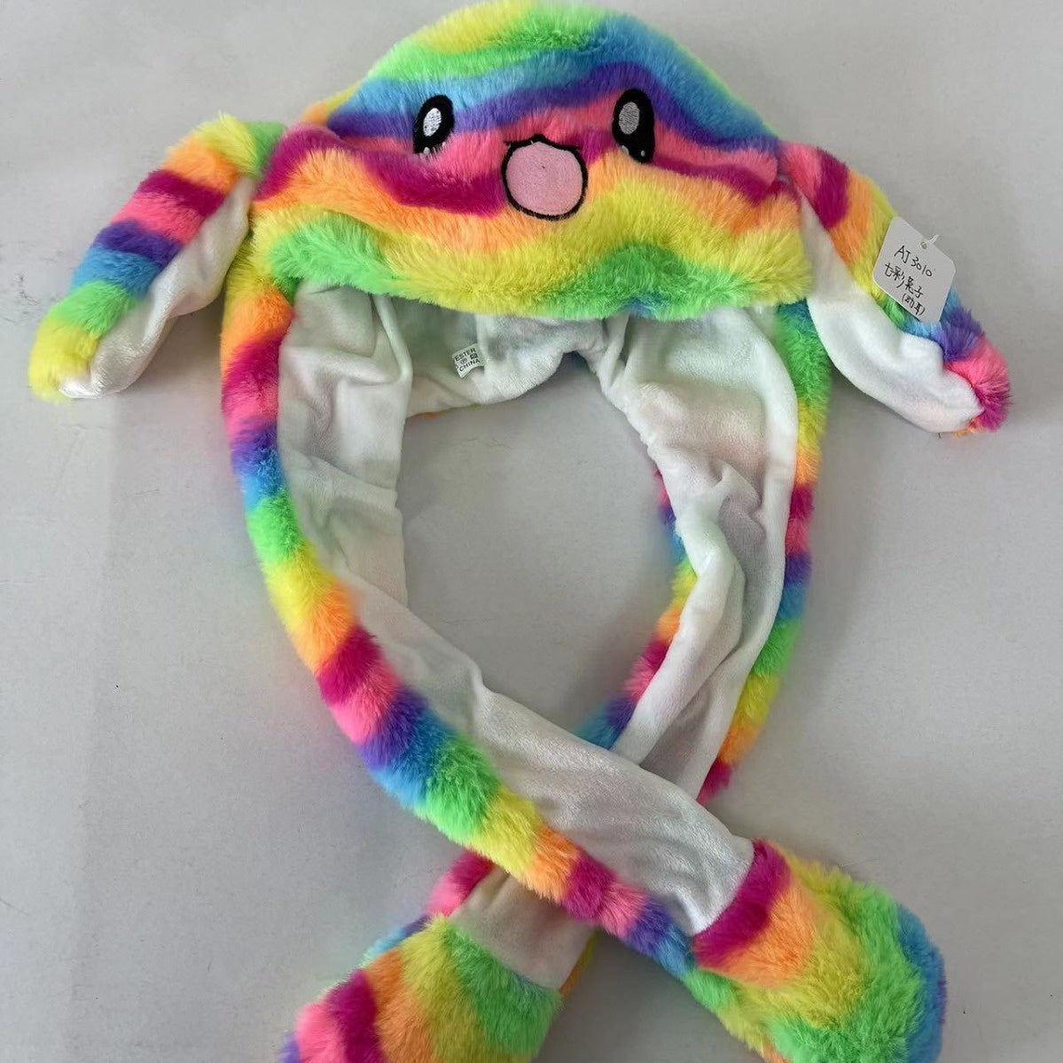 Cartoon Warm Performance Hat With Moving Ears