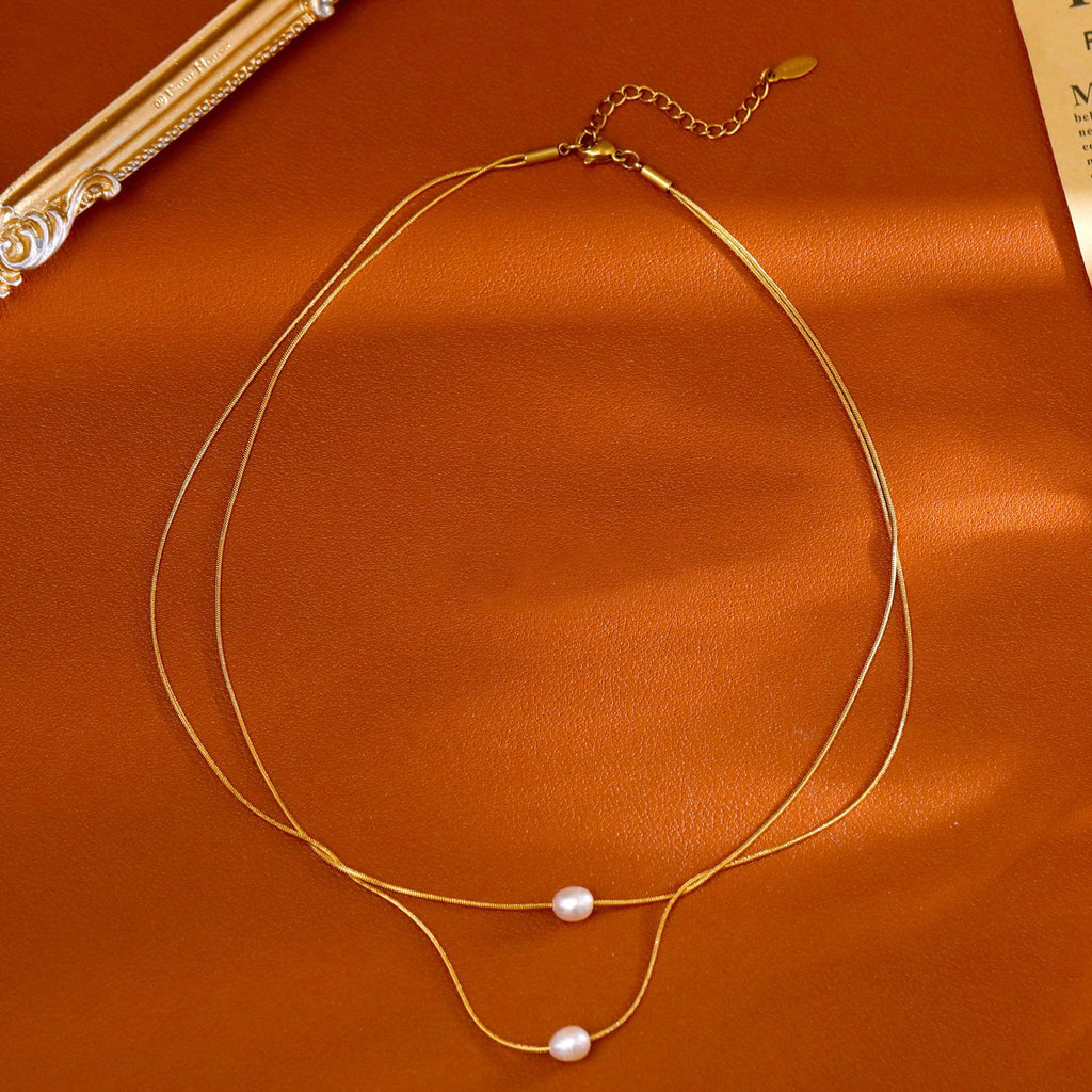 New Stylish 18k Gold Pearl Necklace
