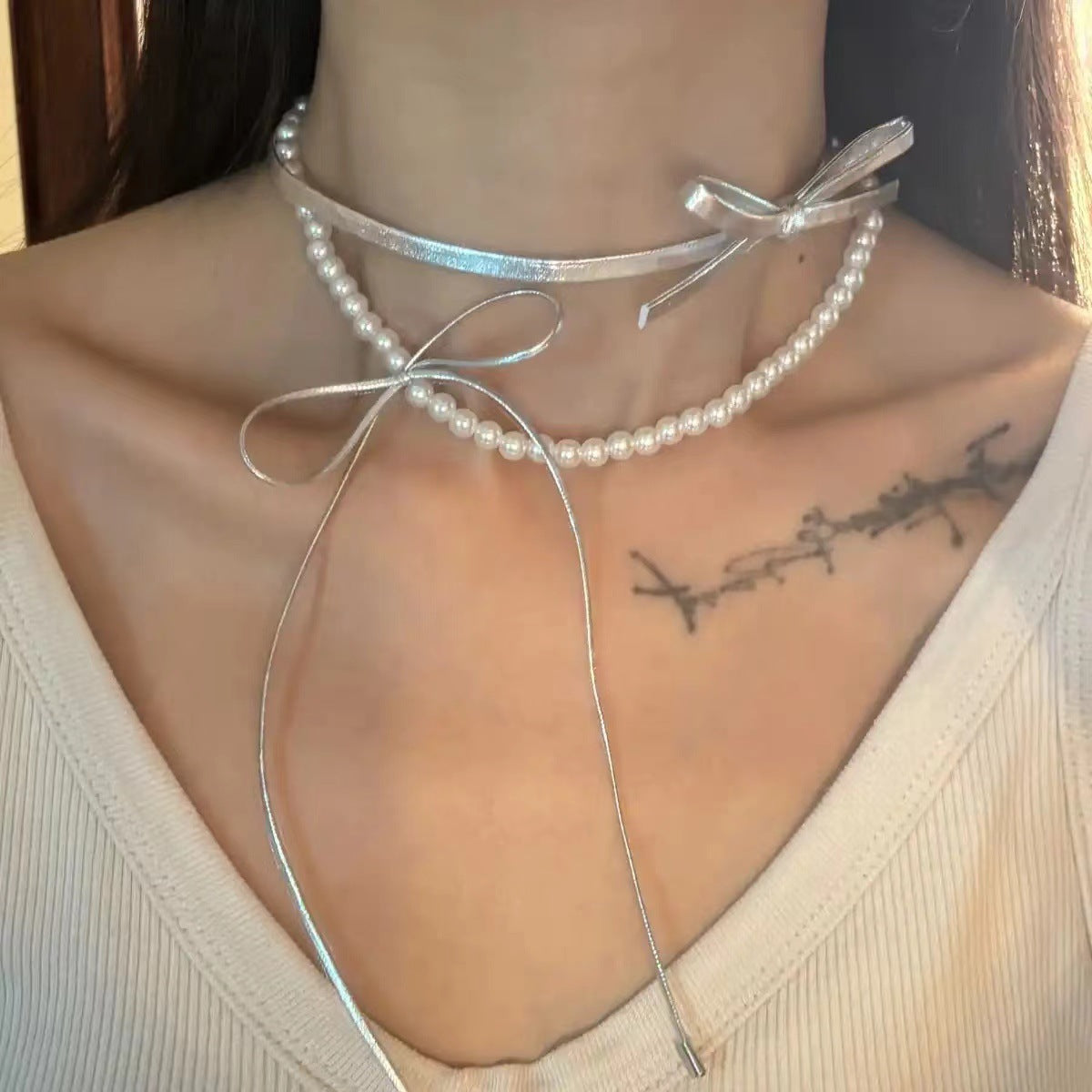 Light-luxury New Womens Clavicle-length Pearl Necklace