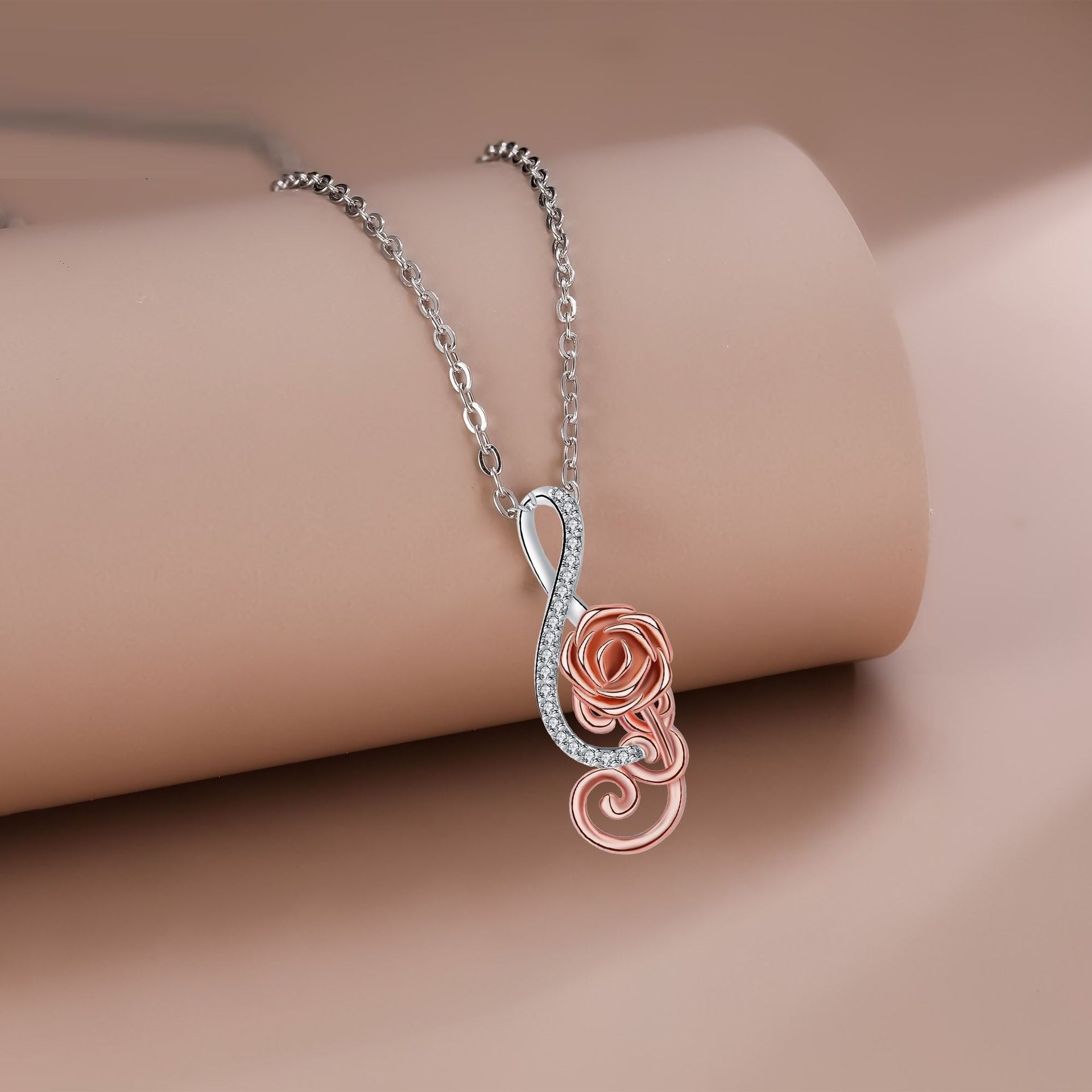 High-grade Temperament Infinite Rose Pendant Necklace