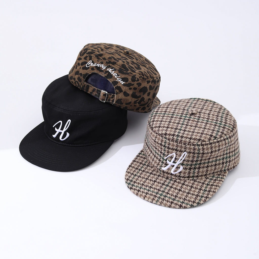 Artistic Font H-shaped Letter Adjustable Casual And Fashionable Flat-top Baseball Cap Suitable For Daily Travel And Shopping