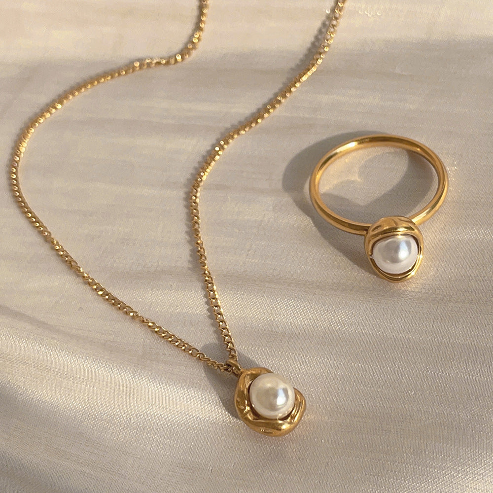 Light Luxury Pearl Shell Necklace Ring Suit Color Retention